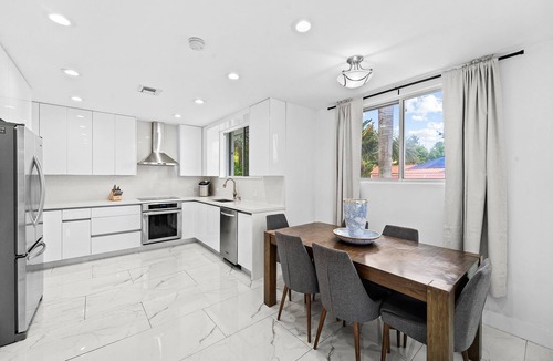 Hollywood South Central Beach Cottage | Intercostal beauty with heated pool + Spa!