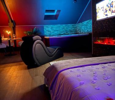 Montaubert - Rille - Saint-Sulpice Apartment | Interdite Suite Love avec Spa Privatif