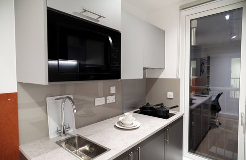 Prince's Hostel | INTERNATIONAL STUDENTS HOUSE VAUXHALL