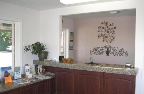 Lakeview Hotel | Interstate 8 Motel