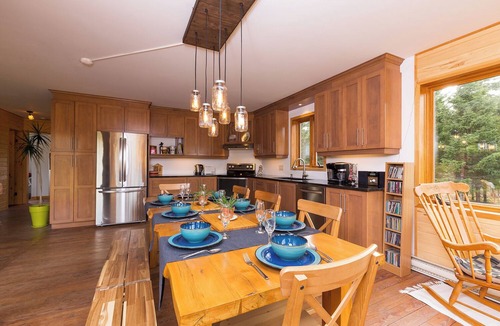 La Malbaie House | Intimacy, comfort and nature await you!