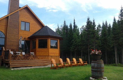 La Malbaie House | Intimacy, comfort and nature await you!