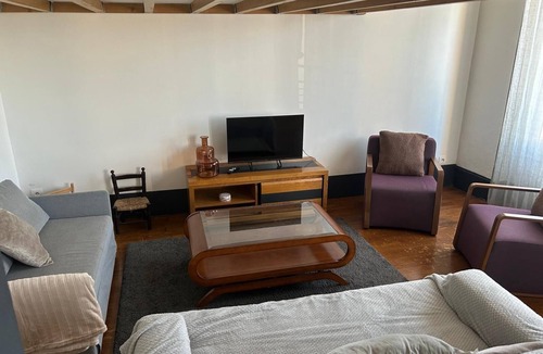 Bois-le-Roi Apartment | Intimate duplex apartment in village center