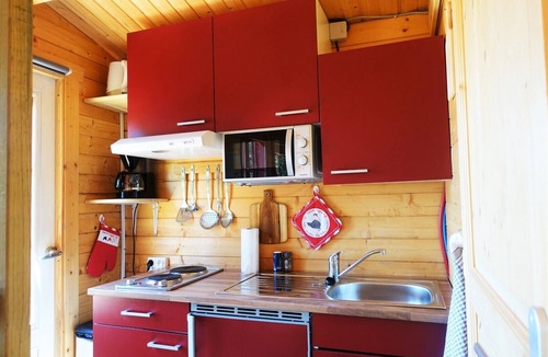 Saint-Mars-d'Egrenne Ski Chalet | Intimate, sunny châlet for 2 people in southern Normandy