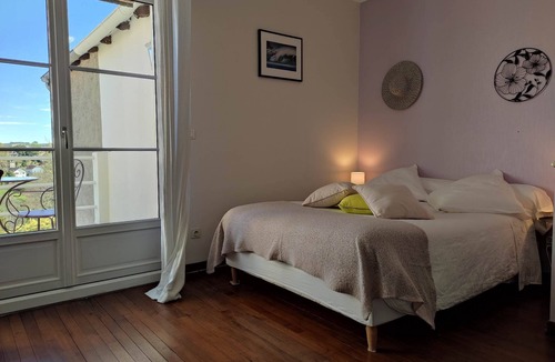 Oloron-Sainte-Marie House | Intimate Room - OSSAU