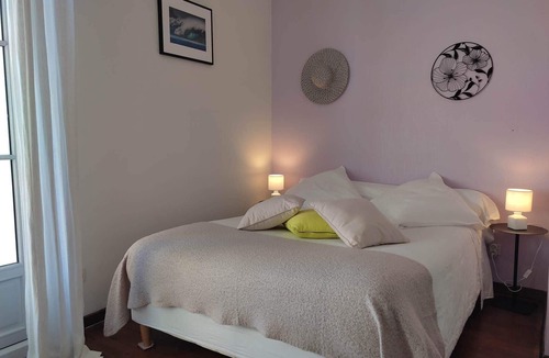 Oloron-Sainte-Marie House | Intimate Room - OSSAU