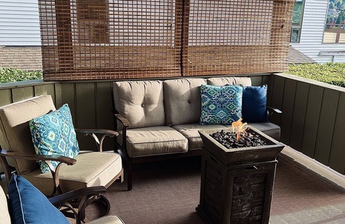 Gig Harbor House | Intimately Charming on Gig Harbor's Historical Waters