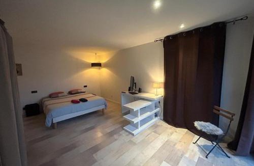 Vernouillet House | Intime et tranquille