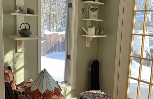 Sherbrooke House | Intimité et Confort, Plusieurs Foyers, à Proximité D'activités et Sherbrooke