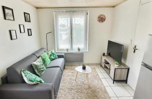 Bouguenais Apartment | Into the Wild - T2 Cosy tout confort
