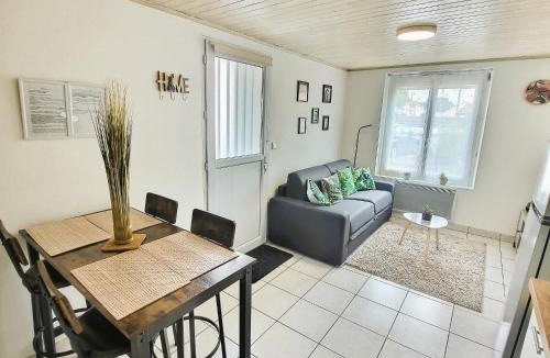 Bouguenais Apartment | Into the Wild - T2 Cosy tout confort