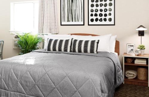 South Side Hotel | InTown Suites Extended Stay Select Corpus Christi TX
