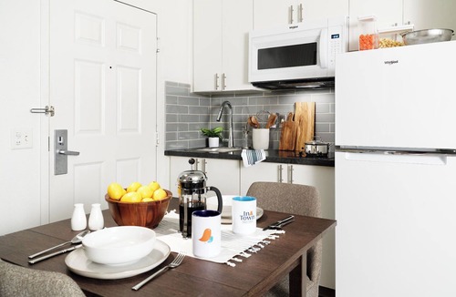 North San Antonio - SAT Hotel | InTown Suites Extended Stay San Antonio TX - Nagodoches Road