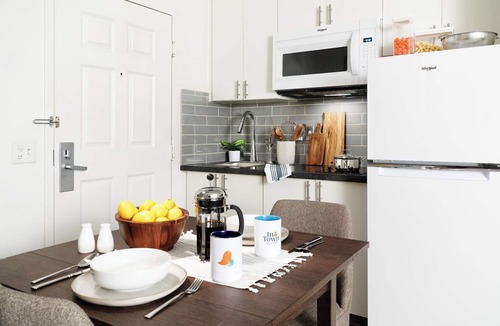 Hattiesburg Hotel | InTown Suites Extended Stay Hattiesburg