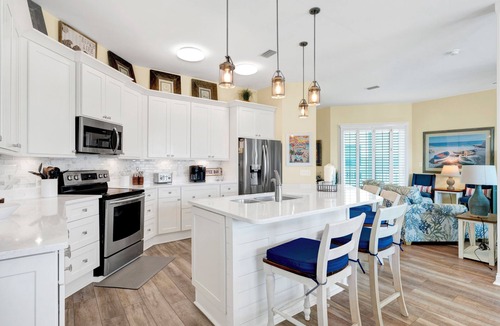 Southpointe House | Intrepid – Gulf Front | Community Pool | Elevator