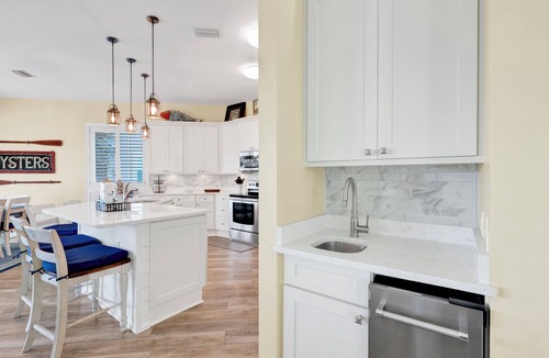 Southpointe House | Intrepid – Gulf Front | Community Pool | Elevator