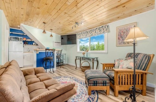 Palm City Apartment | Introducing our new Waterfront Hideaway Studio