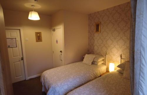 Crianlarich Bed & Breakfast | Inverardran House Bed and Breakfast