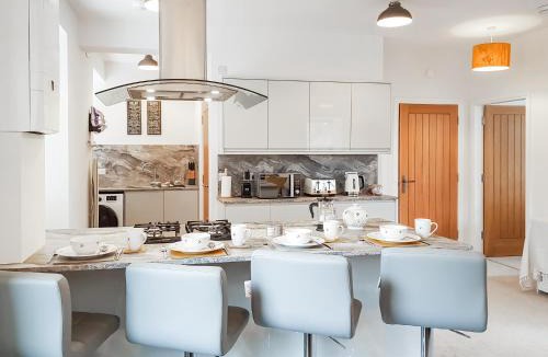 Falkland House | Invergyle - Uk40566