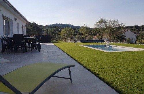 Les Mages Villa | Invitation to travel Billard Spa Piscine villa privative lumineuse au calme