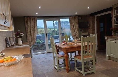 Knott End-on-Sea Cottage | Inviting 1-Bed Cottage in Preston