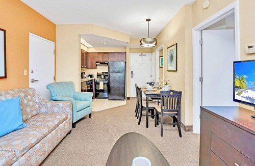 Florida Central Atlantic Coast Apartment | Inviting 1BR Apartment, 8 mins to Universal Studios
