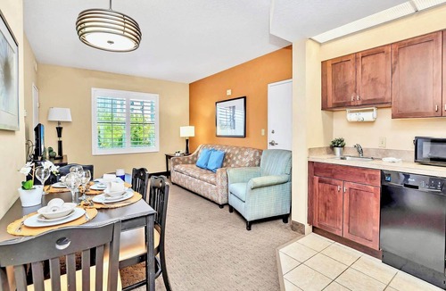 Florida Central Atlantic Coast Apartment | Inviting 1BR Apartment, 8 mins to Universal Studios