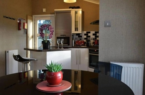 Ripley Cabin | Inviting 2-Bed Lodge in Harrogate