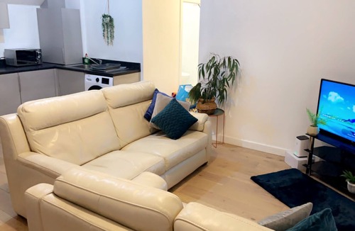 Wakefield Apartment | Inviting 2-Bed, Sleeps 5