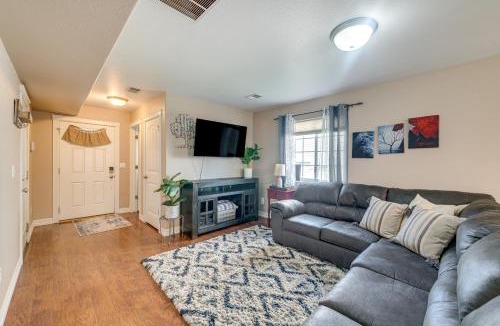 Cheyenne House | Inviting Cheyenne Townhome ~ 4 Mi to Downtown