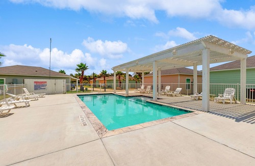 Fulton House | Inviting coastal home with shared pool and stocked pond