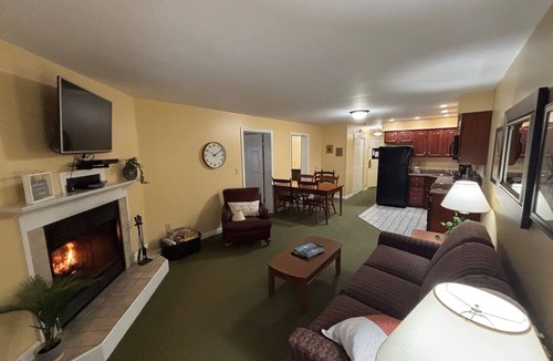 Francestown House | Inviting Condo w Fire Place & Hot Tub