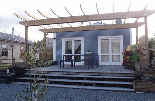 Martinborough Cottage | Inviting cottage close to the square