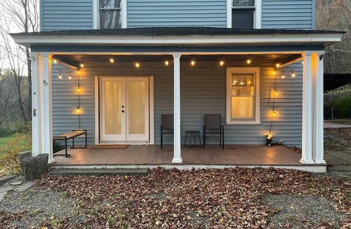 Allaben House | Inviting, Cozy Catskills Home - Primed for Fall!