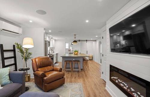Lutherville Timonium House | Inviting Escape Bursting w/Elegance & Style