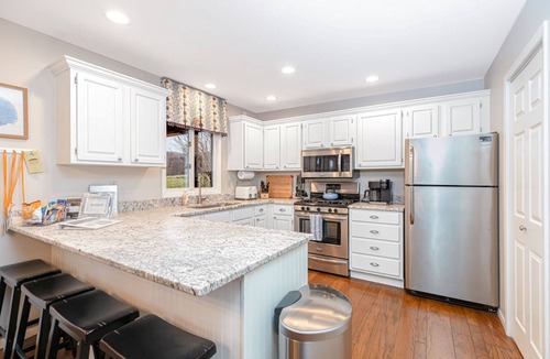 The Galena Territory House | Inviting Home with Stunning Golf Course View - Fireplace, Hot Tub & Fire Pit