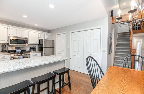 The Galena Territory House | Inviting Home with Stunning Golf Course View - Fireplace, Hot Tub & Fire Pit