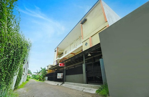 Waru House | Inviting Standard DBL Stay w/WiFi Parking Access