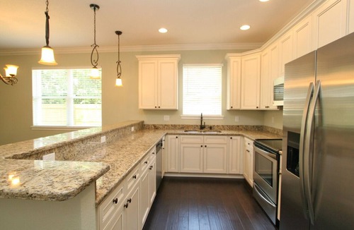 Wadeview Park House | Inviting townhome in SoDo