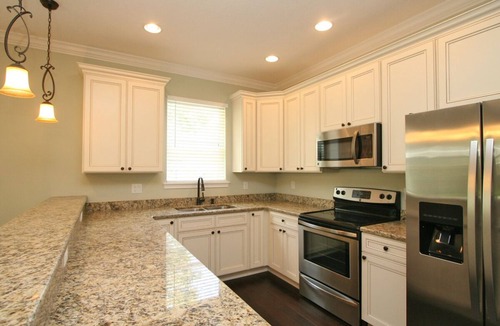 Wadeview Park House | Inviting townhome in SoDo