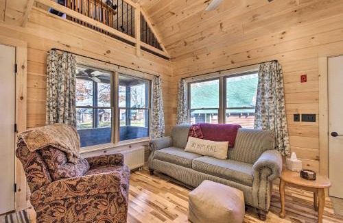 Weld House | Inviting Webb Lake Cabin with Mountain Views