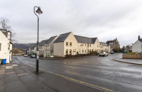 Dalavich House | Iona