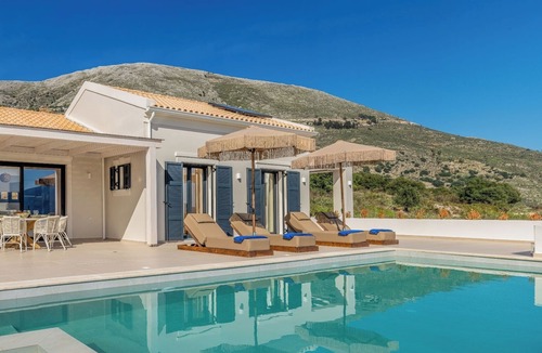 Agia Efimia Villa | Ionian Infinity Villa