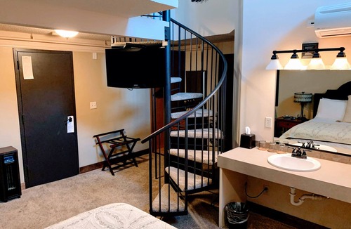 Ames Bed & Breakfast | Iowa House