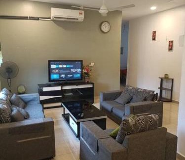 Guntong House | Ipoh Buntong Corner homestay