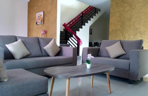 Taman Pakatan House | Ipoh EastEden Homestay