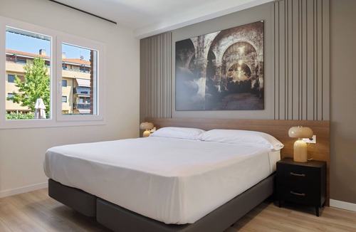 Haro House | Iraipe Haro Auto Check-in