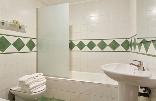Onati Hotel | Iraipe Ongi Hotel