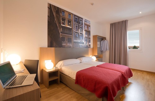 Ansoain Hostel | IRAIPE PAMPLONA HOSTAL