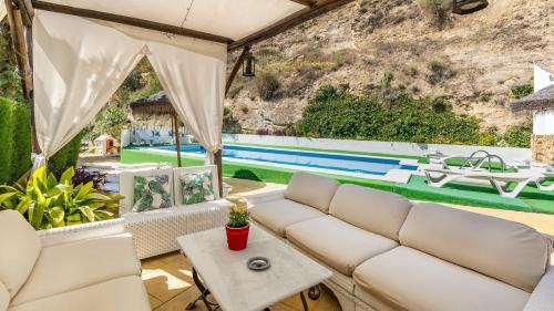Montefrio House | Iratxe Montefrío by Ruralidays